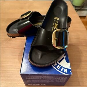 MADRID BIG BUCKLE NATURAL LEATHER PATENT size 39